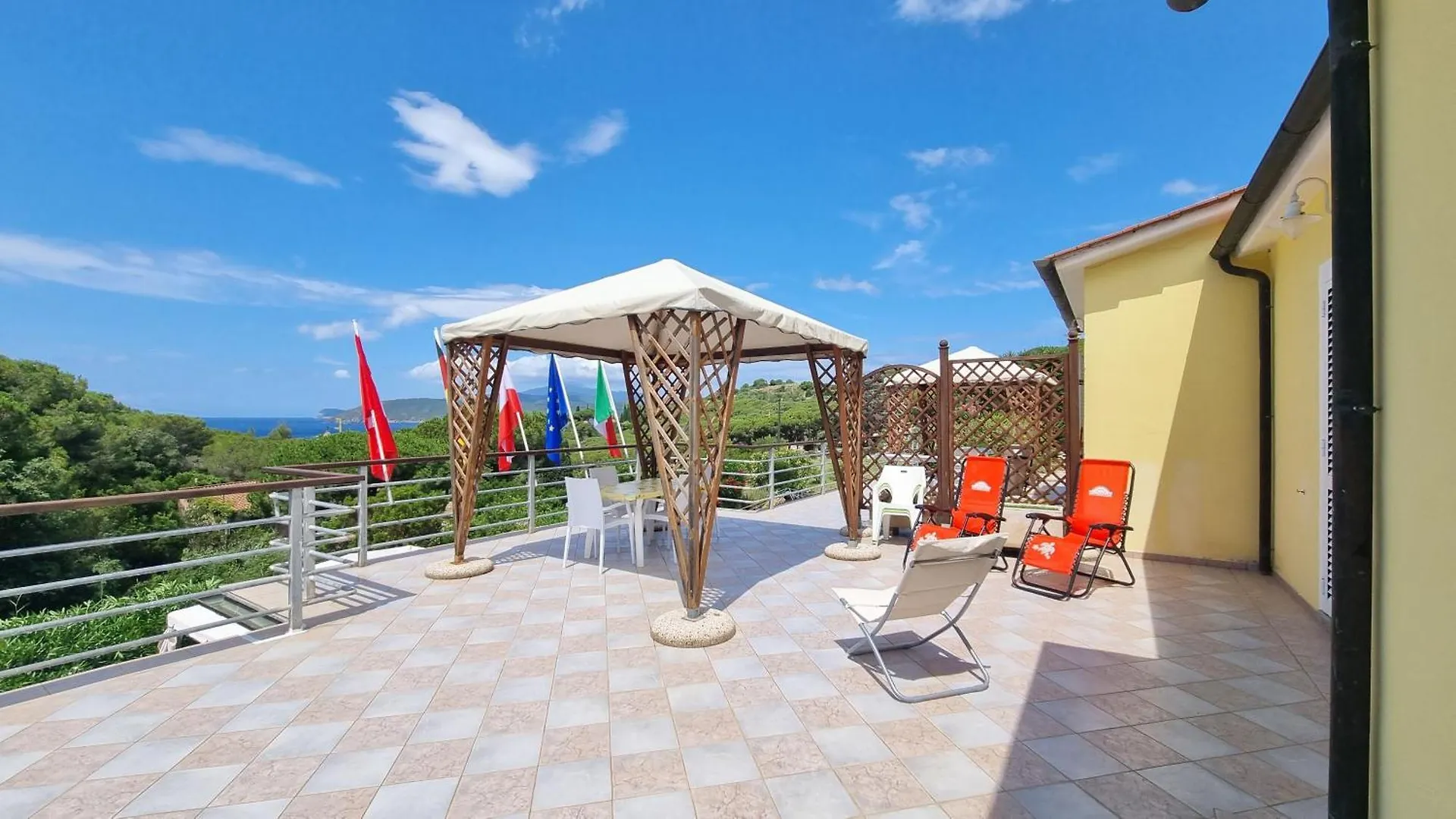 Apartment Appartamenti La Conchiglia Capoliveri  Italy